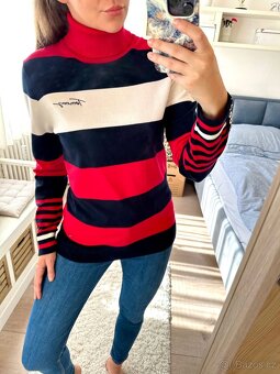 TOMMY HILFIGER KRÁSNÝ PRUHOVANÝ ROLÁK - 2