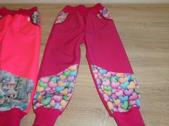 Zimní nové softshellové kalhoty s kapsama vel.98-104 - 2