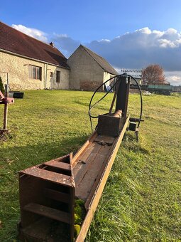 Štípačka za traktor - 2