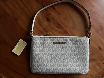 Michael Kors pouch - 2