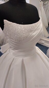 Svatebni šaty velikost 36 - 2