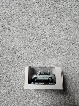 Škoda Rapid model 1:72 - 2