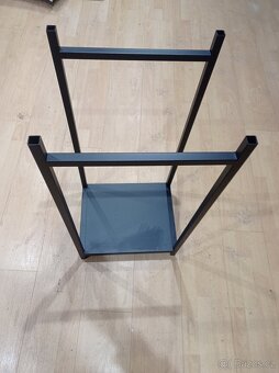 Nový stojan na dřevo - 2