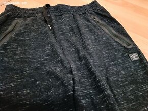 Chlapecké tepláky UMBRO vel. M - 2