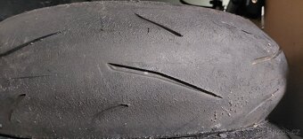 Pneu Dunlop 150/60r17 - 2