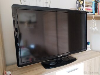 Philips 40PFL5605H/12 40" Full HD televize - 2