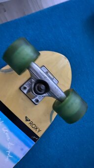Prodám skateboard ROXY – ložiska ABEC 7 - 2