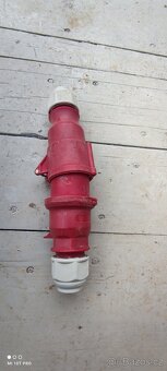Zásuvka+zástrčka 5x32A - 2