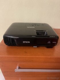 EPSON LCD PROJECTOR H551A - 2