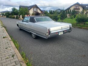 Oldsmobile 98 Ninety-Eight Holiday Rocket 455 V-8 370 hp - 2