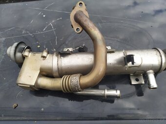 Chladič recirkulace spalin na motor CAGA 2.0 tdi - 2
