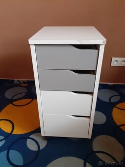 Skříňka se zasuvkami, šuflíky - 2