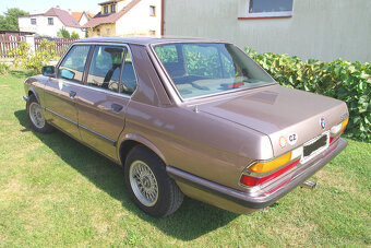 Prodám BMW E28 520i - 2