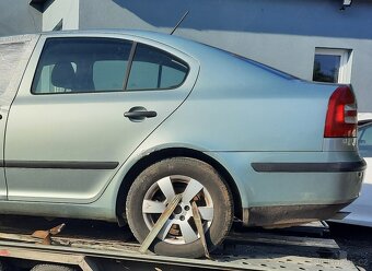 nd ze škoda octavia 2, 1.6.MPI 75kW, barva 9559,bílá,zelená - 2