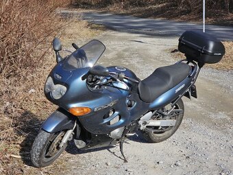 Suzuki GSX750F katana r.v.2001 - 2