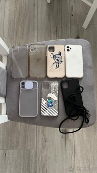 Prodám obaly na Iphone 11 - 2