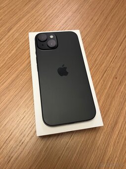 Nový iPhone 15 black 128 GB - 2