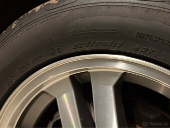 Pneu Eagle F1 235/55/R17 - 2