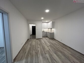 Pronájem bytu 2+kk Rožnov pod Radhoštěm - 2