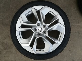 Prodám novou orig. alu letní sadu 19" Škoda Octavia IV - 2
