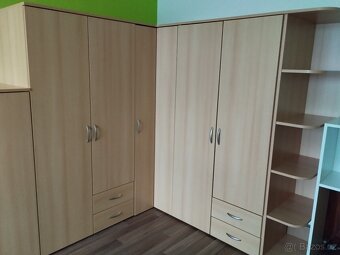 Sestava skříní - 2