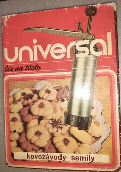 Lis na těsto Universal z r. 1976 - 2