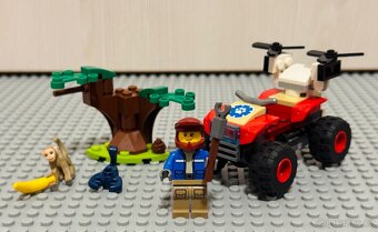 LEGO City 60300 - Záchranářská čtyřkolka do divočiny - 2