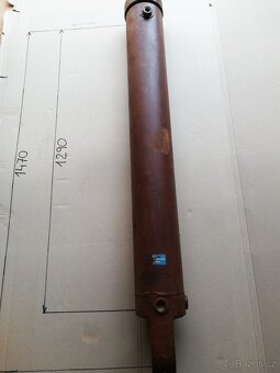 Hydraulický píst - 2
