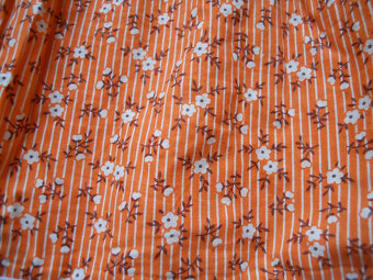 Sukně, vel. M, bvod pasu cca 70 cm - 2