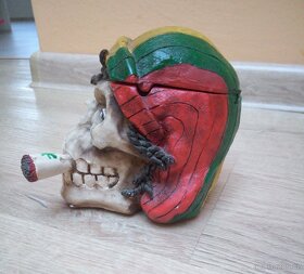 Rasta lebka - 2