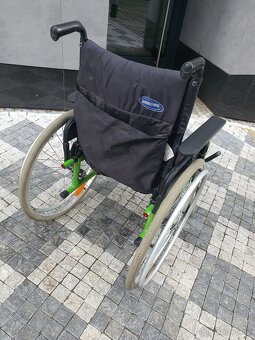invalidní vozík Invacare, skládací - 2