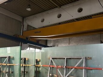 Portálový jeřáb na 12500kg - 2