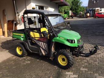 JOHN DEERE GATOR XUV 550 4x2 vč. - 2