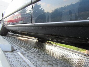 BMW 6 E24 635 CSI, dovoz CH, první maj., 152 tkm, r.v. 83 - 2