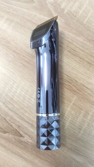 Strojek na vlasy Barberboss QR-2091 - 2