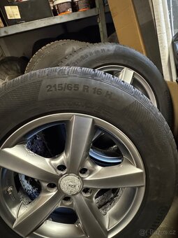 zimní alu kola s pneumatikami na VW Tiguan I 215/65 R16 - 2