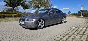 BMW 335i e93 Originální stav - Servisované - Navigace - 2