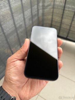 iPhone 13 mini 128 černý - 2