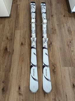 lyze Atomic heaven 160cm+ lyzarské hole - 2