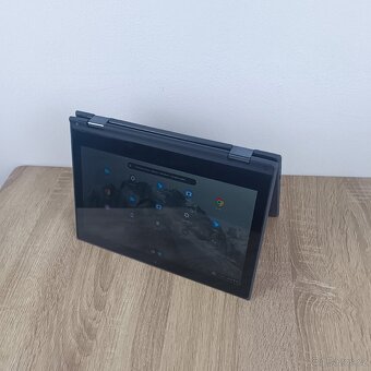 Výkonný Notebook Lenovo - 2