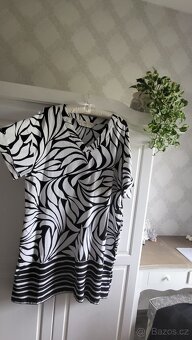 ŠATY ČERNO-BÍLÉ vel.46 zn.F&F ; LEN -KVALITNÍ A KRÁSNÉ - 2