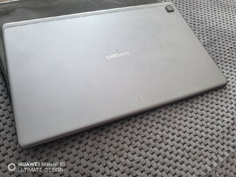 Samsung Galaxy Tab A7 v hezkem stavu - 2