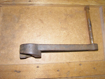 Prodám startovací kliku Lorenz - 2