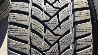 Zimní pneu 205/60/16 Dunlop - 2