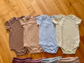 4x kalhoty H&M; 4x body Lupilu - 2