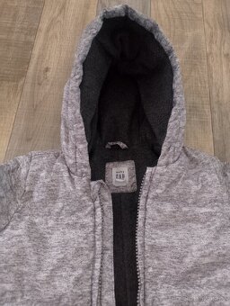 Dětská zimní kombinéza Gap - 2