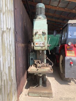 Sloupová vrtačka 2H150 - 2