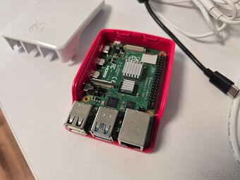 Raspberry Pi 4 Model B - 8GB RAM + příslušenství - 2