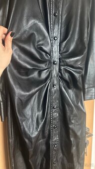 Koženkové sexy šaty vel. S - ZARA - 2