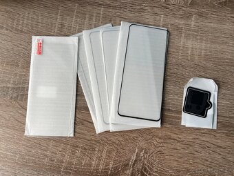 Ochranné skla a pouzdro Xiaomi 12T - 2